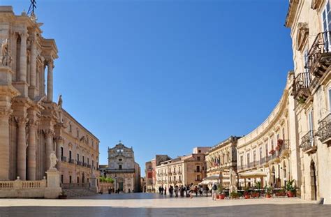 Siracusa review 